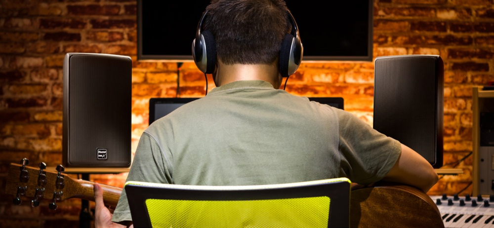 Magnat Symbol X 160 Utomhushögtalare, svart par