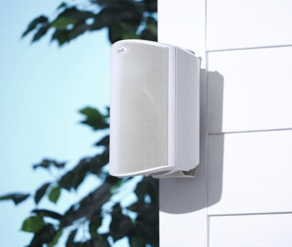 System One A50BT & Polk Audio Atrium 4 Hvide Udendørshøjttalere Stereo-pakke